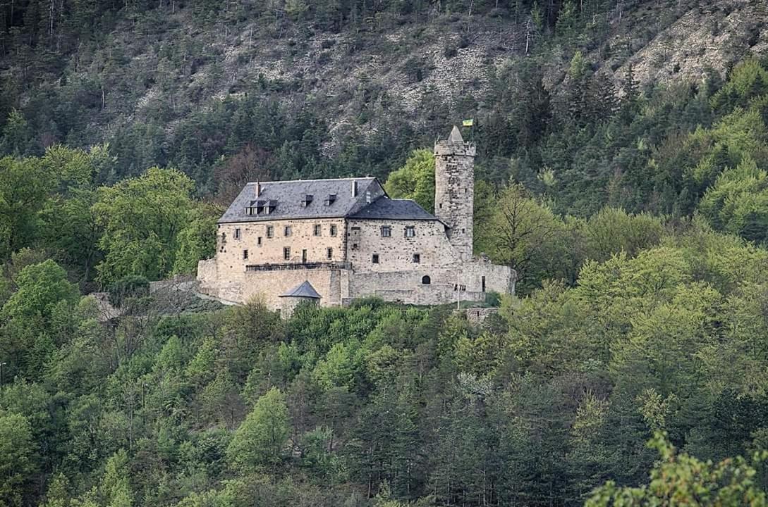 Bungalow Schwarzatalblick In Bad Blankenburg Ortsteil Boehlscheiben Dış mekan fotoğraf