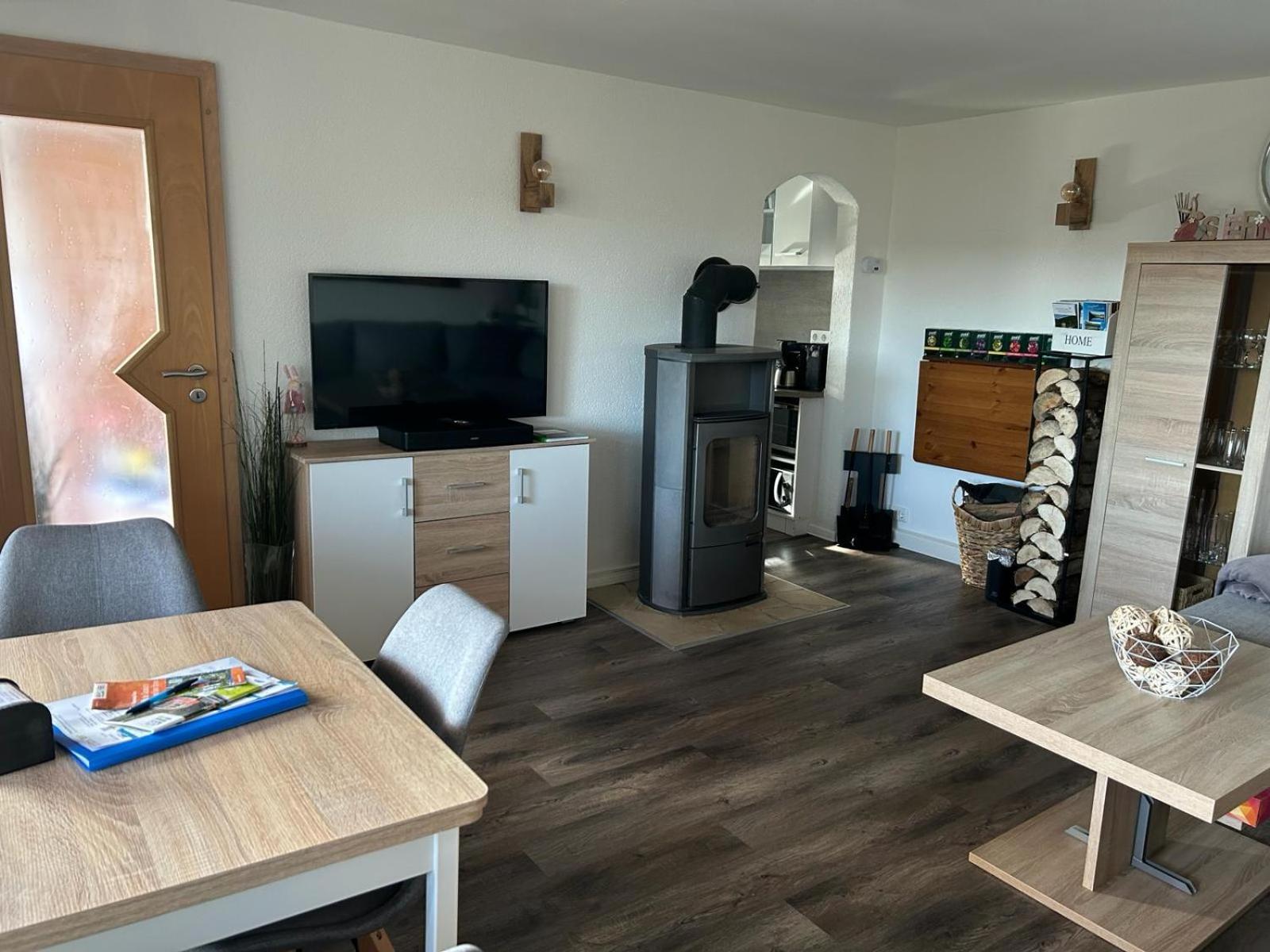 Bungalow Schwarzatalblick In Bad Blankenburg Ortsteil Boehlscheiben Dış mekan fotoğraf